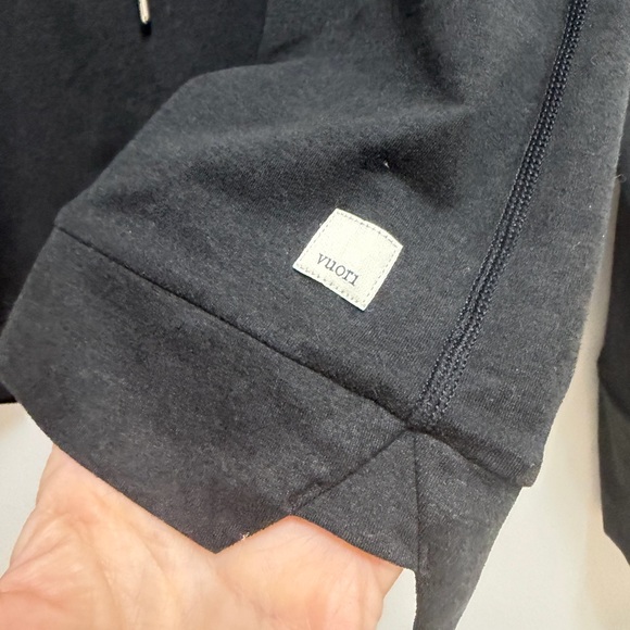 VUORI  HALO ESSENTIAL HOODIE - WOMEN'S - Picture 5 of 8